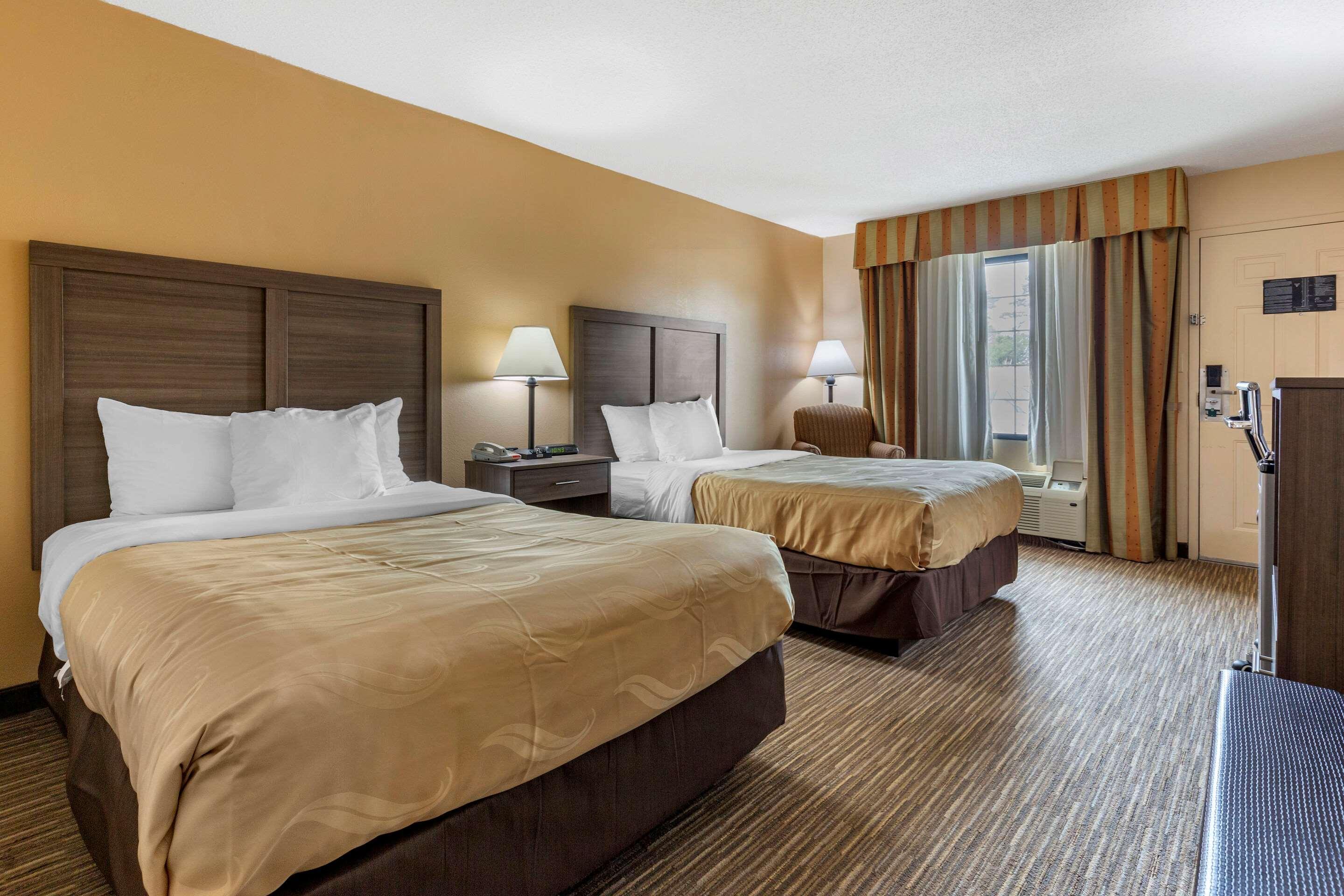 Quality Inn & Suites Hanes Mall Winston-Salem Ngoại thất bức ảnh