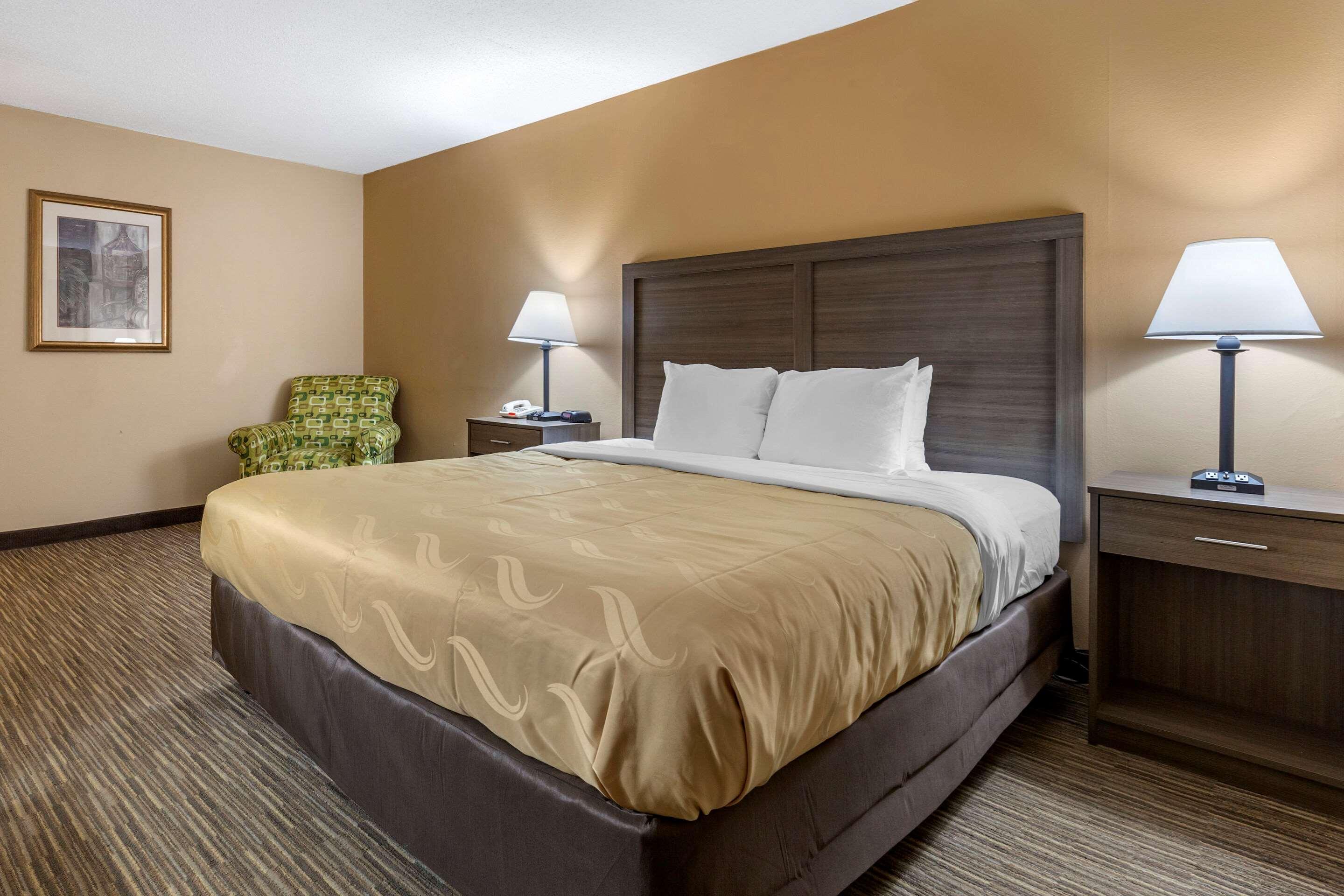 Quality Inn & Suites Hanes Mall Winston-Salem Ngoại thất bức ảnh