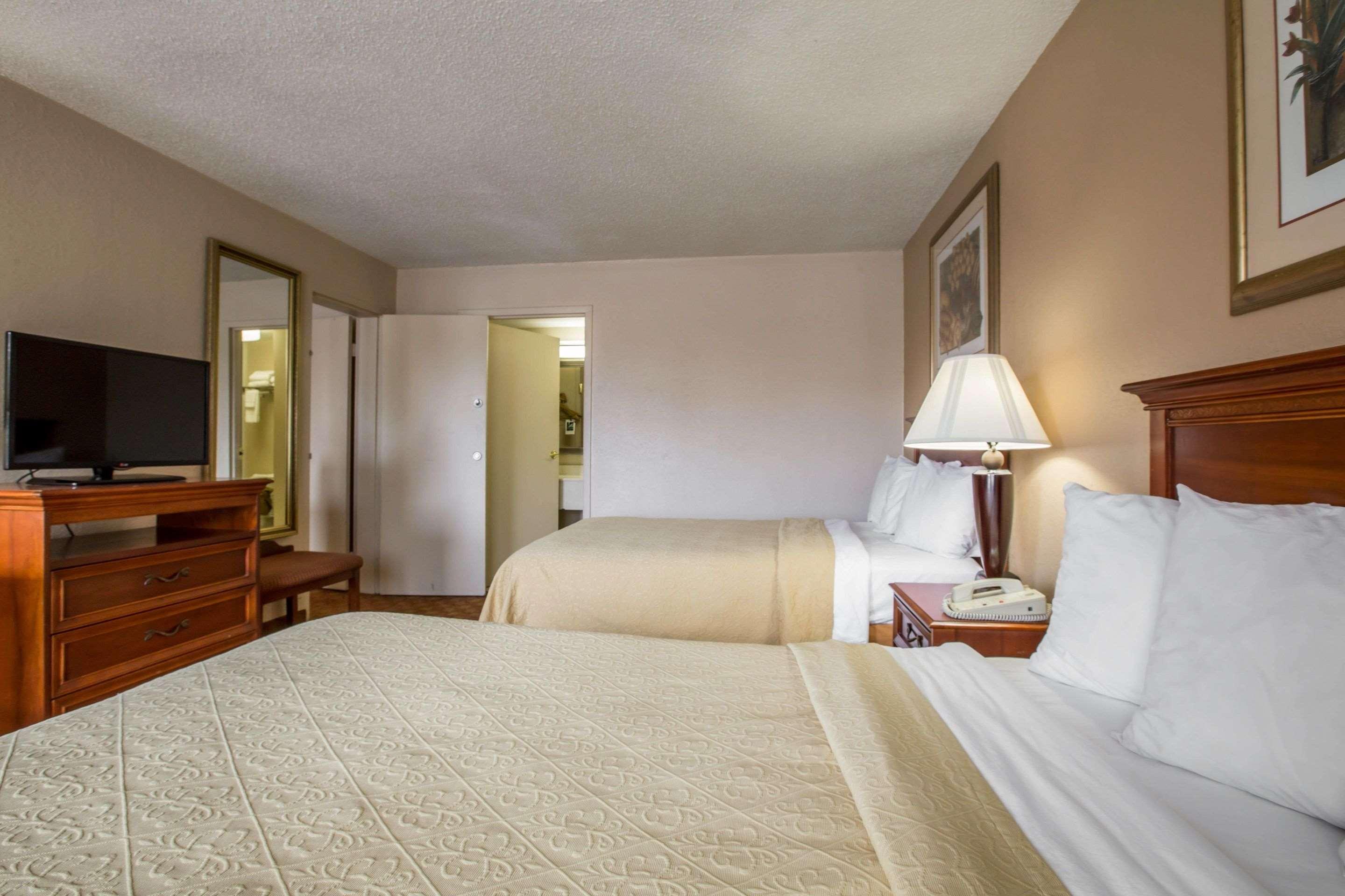 Quality Inn & Suites Hanes Mall Winston-Salem Ngoại thất bức ảnh