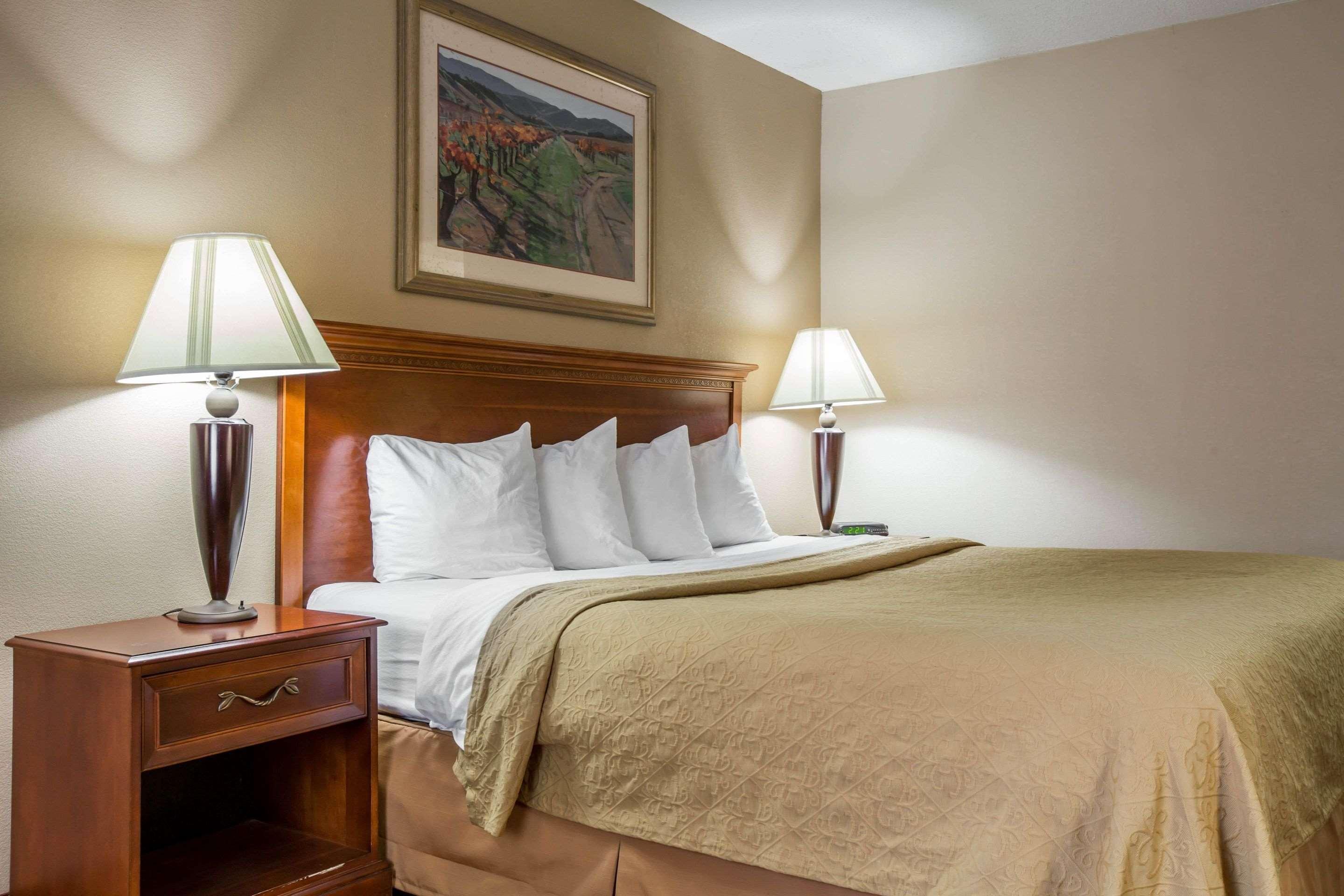 Quality Inn & Suites Hanes Mall Winston-Salem Ngoại thất bức ảnh