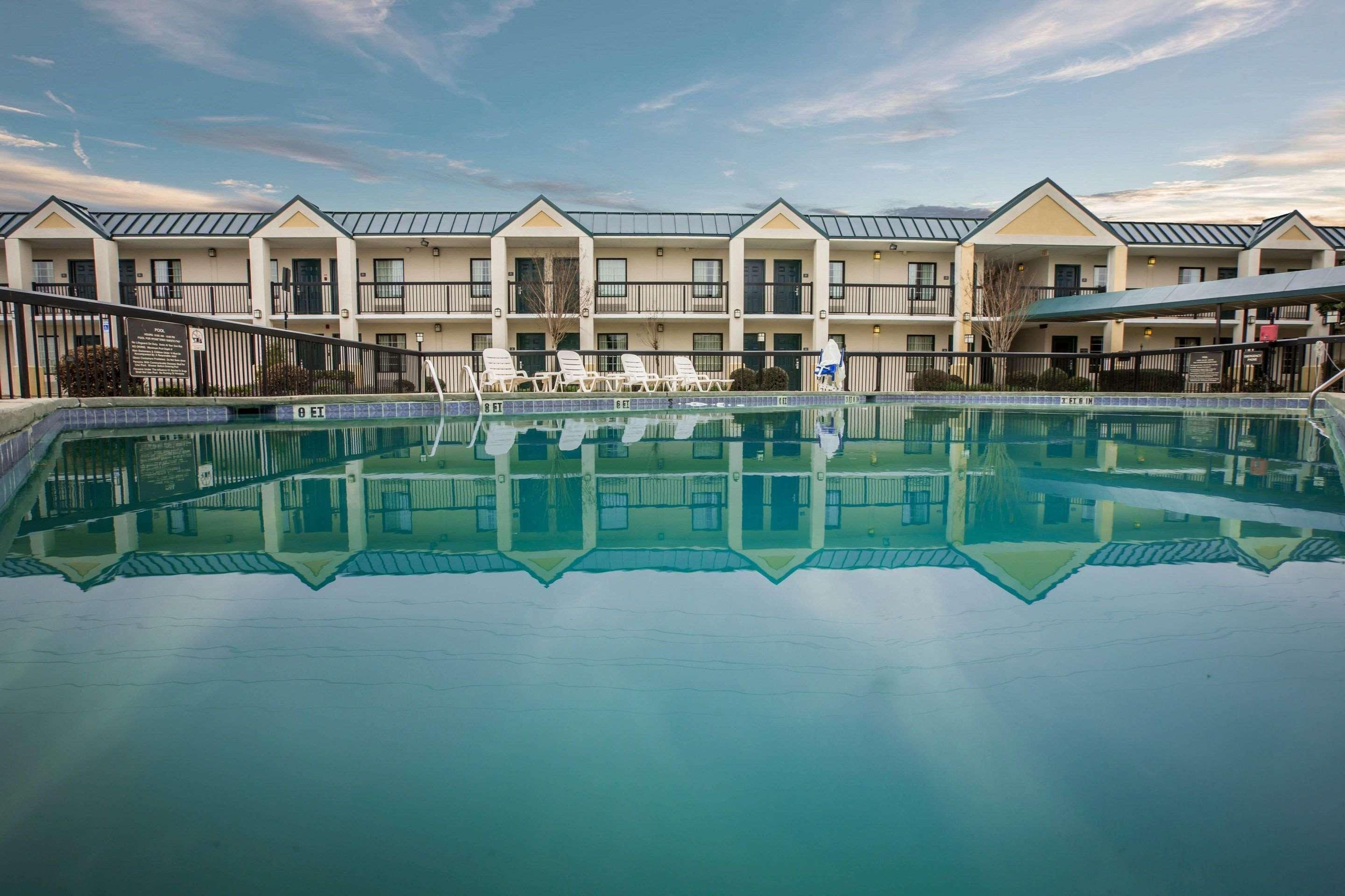 Quality Inn & Suites Hanes Mall Winston-Salem Ngoại thất bức ảnh