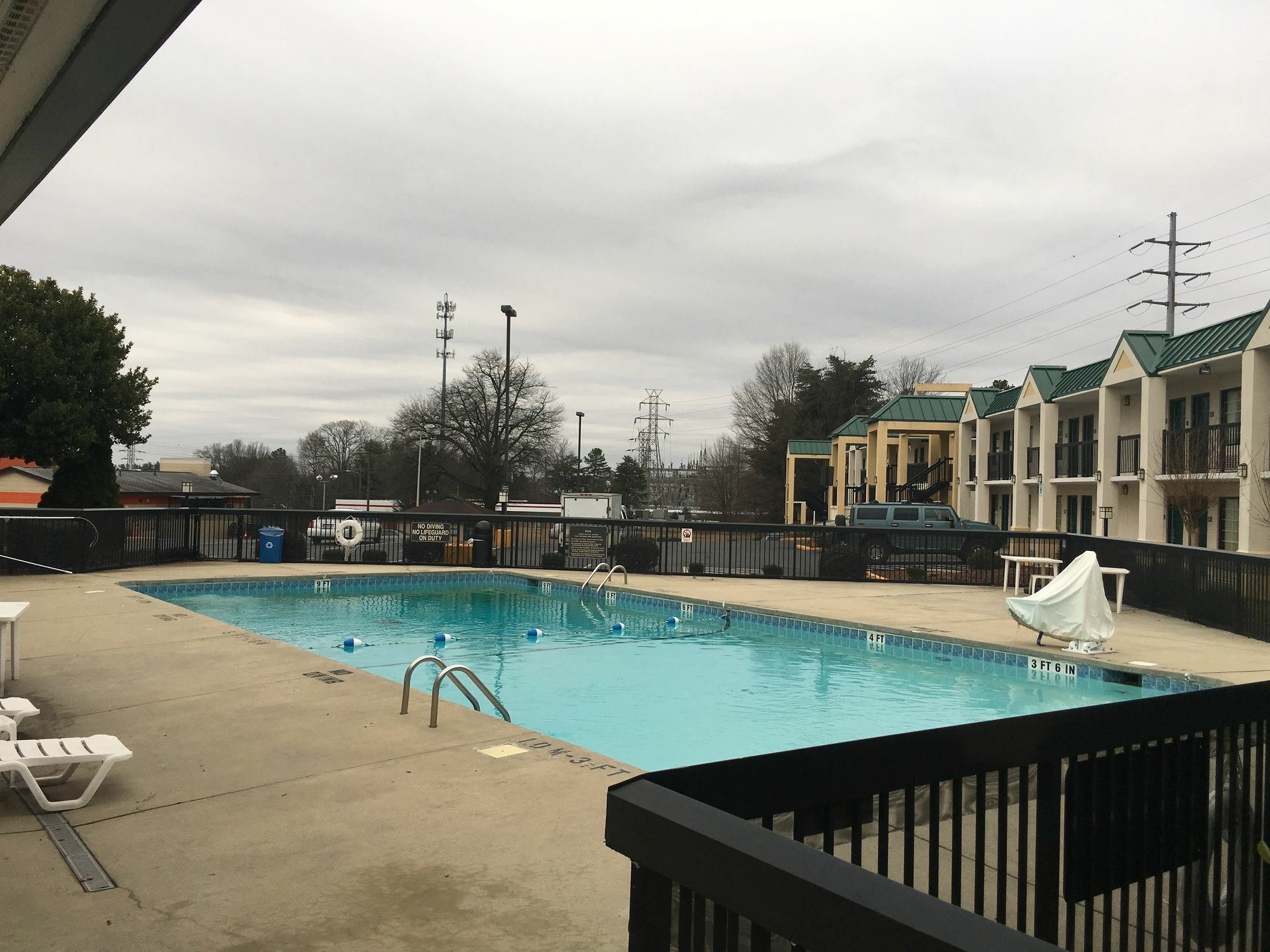 Quality Inn & Suites Hanes Mall Winston-Salem Ngoại thất bức ảnh